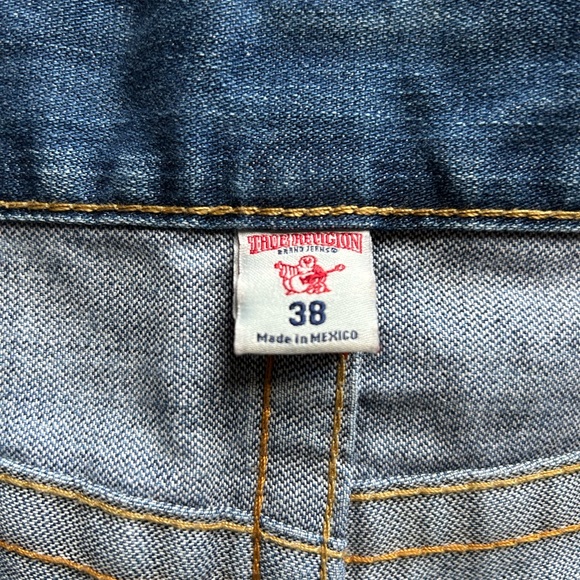True Religion Jeans - Size 38 - Picture 4 of 6